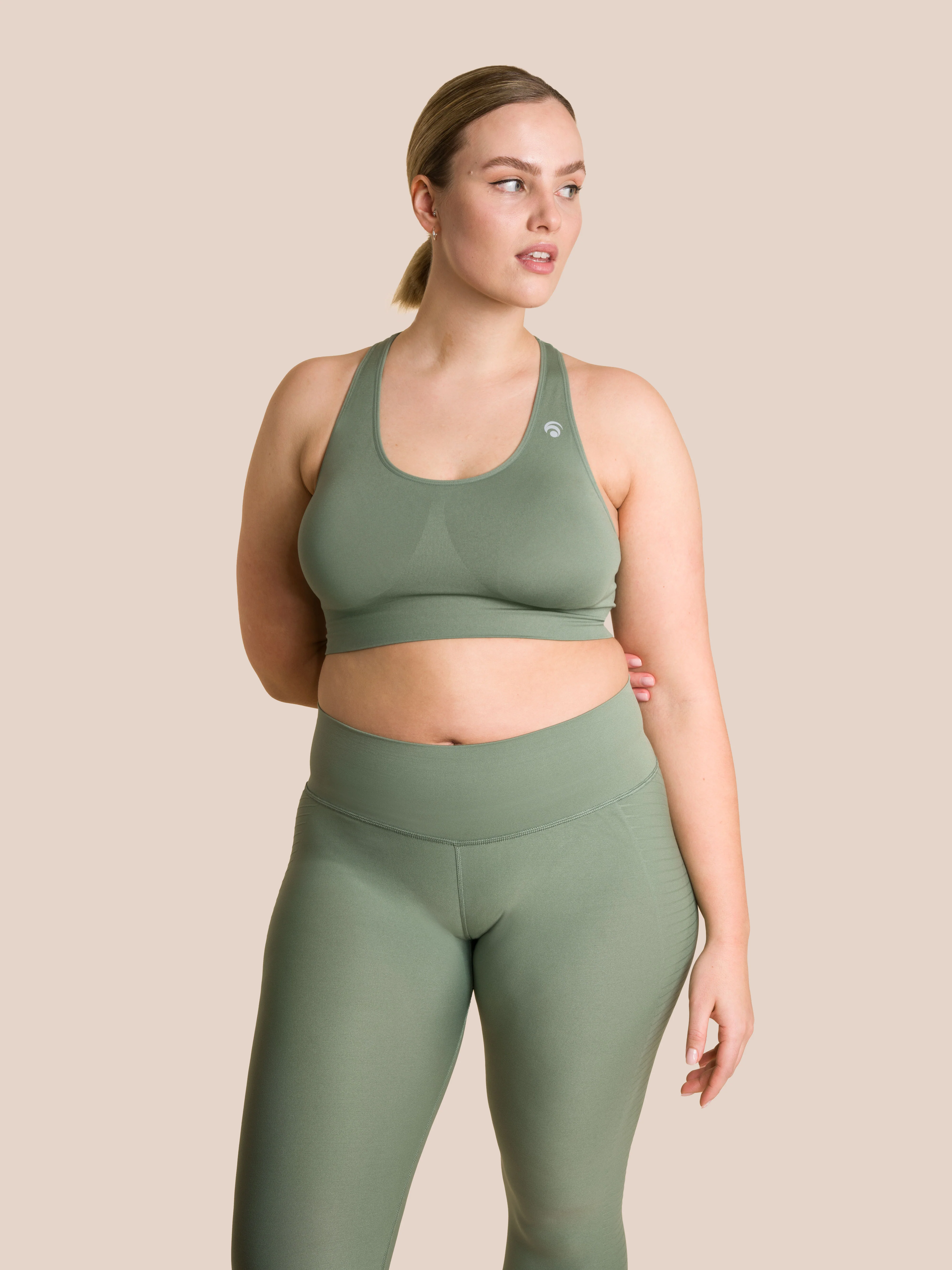 Beverly Bra - Image 17