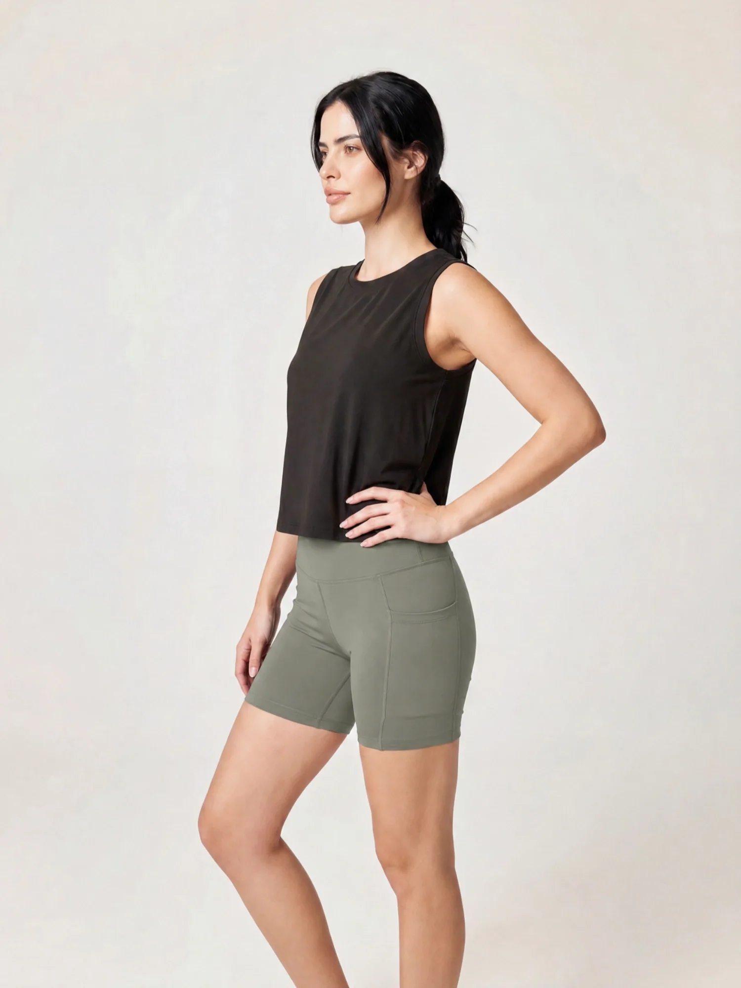 Gianna Shorts - Image 11