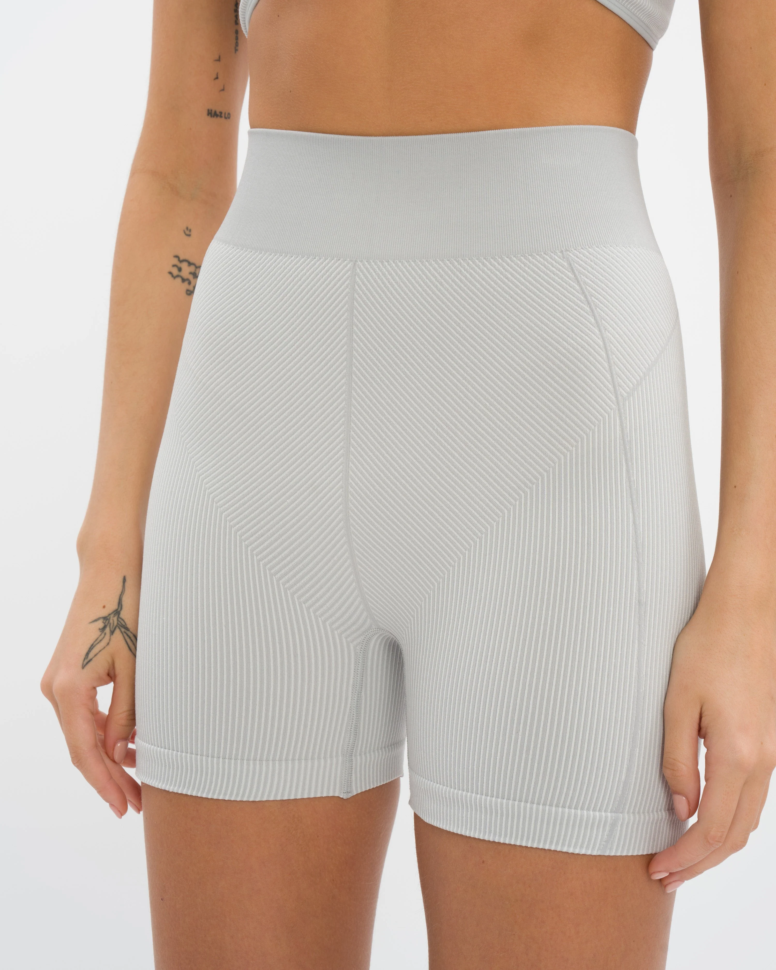 Serena Hotpant - Image 5