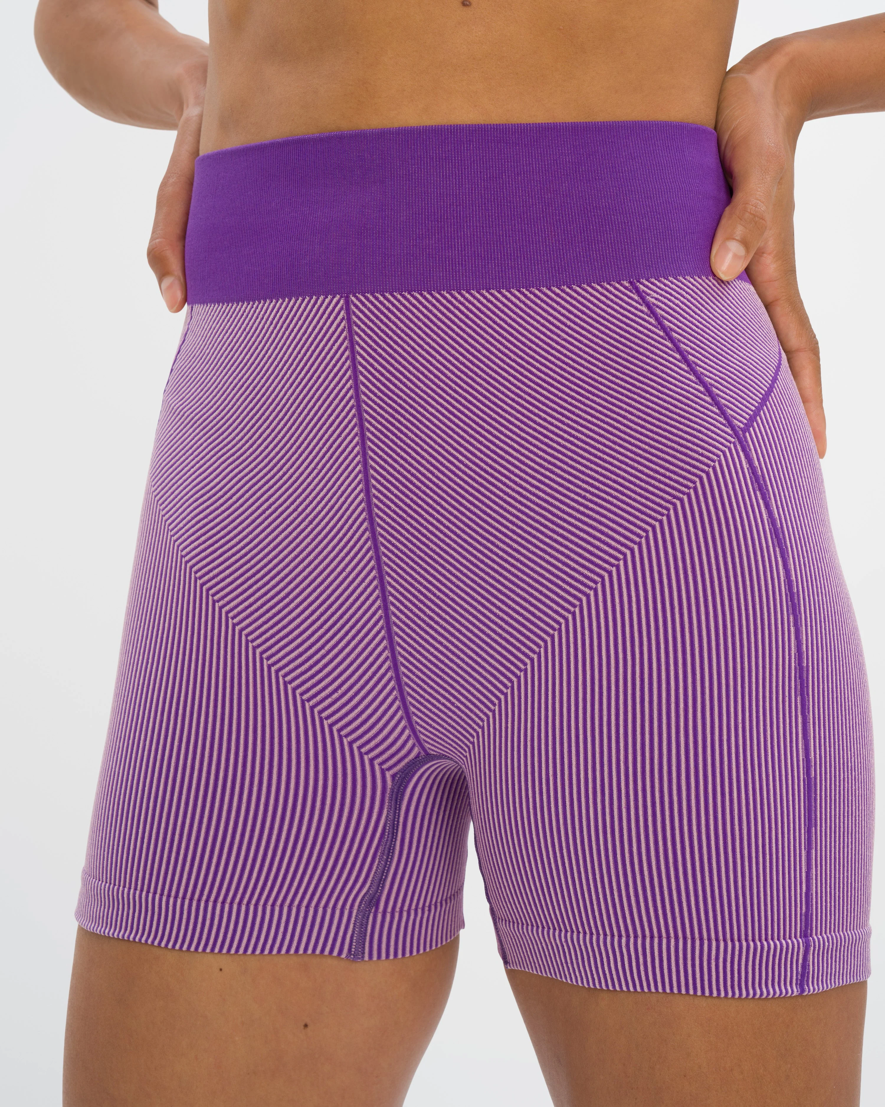 Serena Hotpant - Image 6